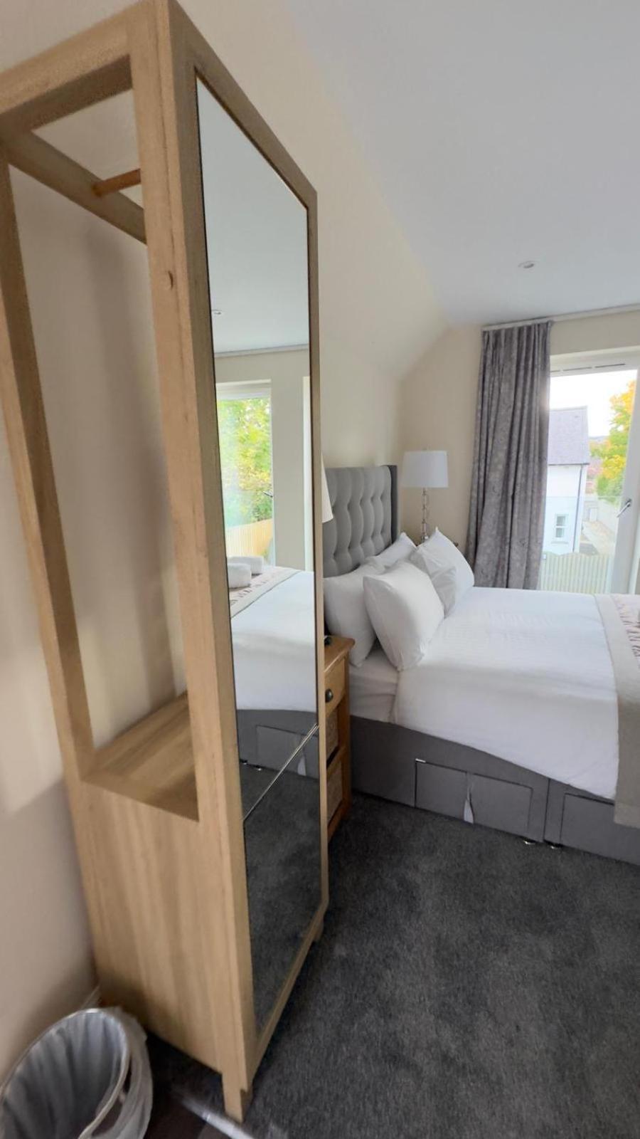 The Waverley Inn Holiday Homes Inverness Exteriör bild
