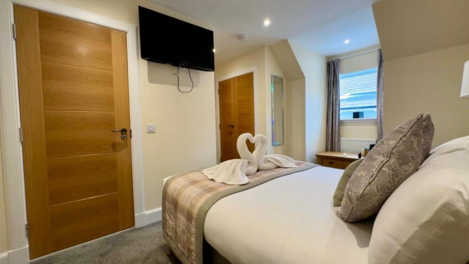The Waverley Inn Holiday Homes Inverness Exteriör bild